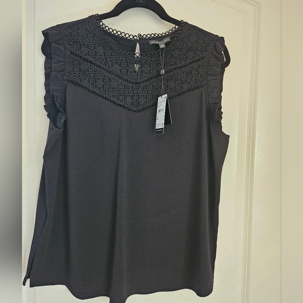 Adrianna Papell Black Sleeveless Crochet Lace Yoke Camisole